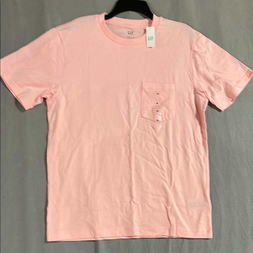 NEW - GAP Men's Pink T-Shirt - Medium